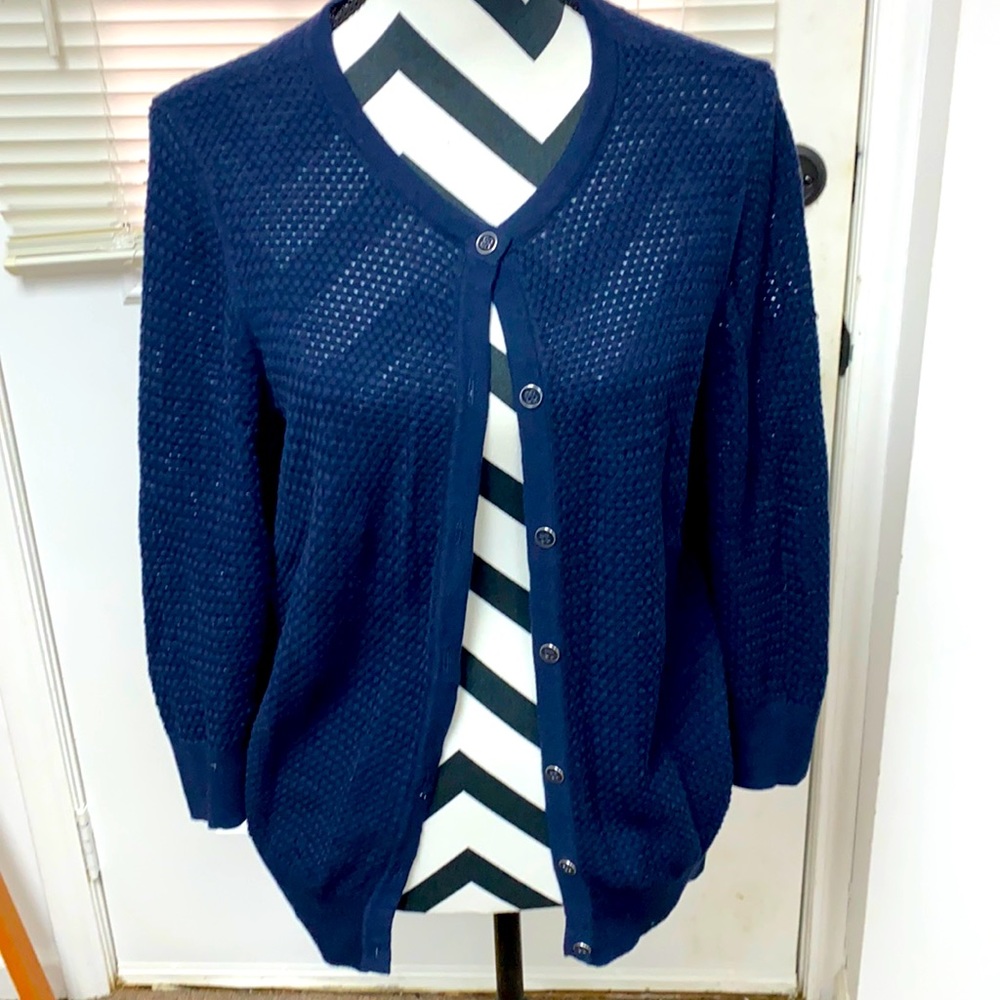 The Limited quarter sleeve cardigan size XL excellent condition